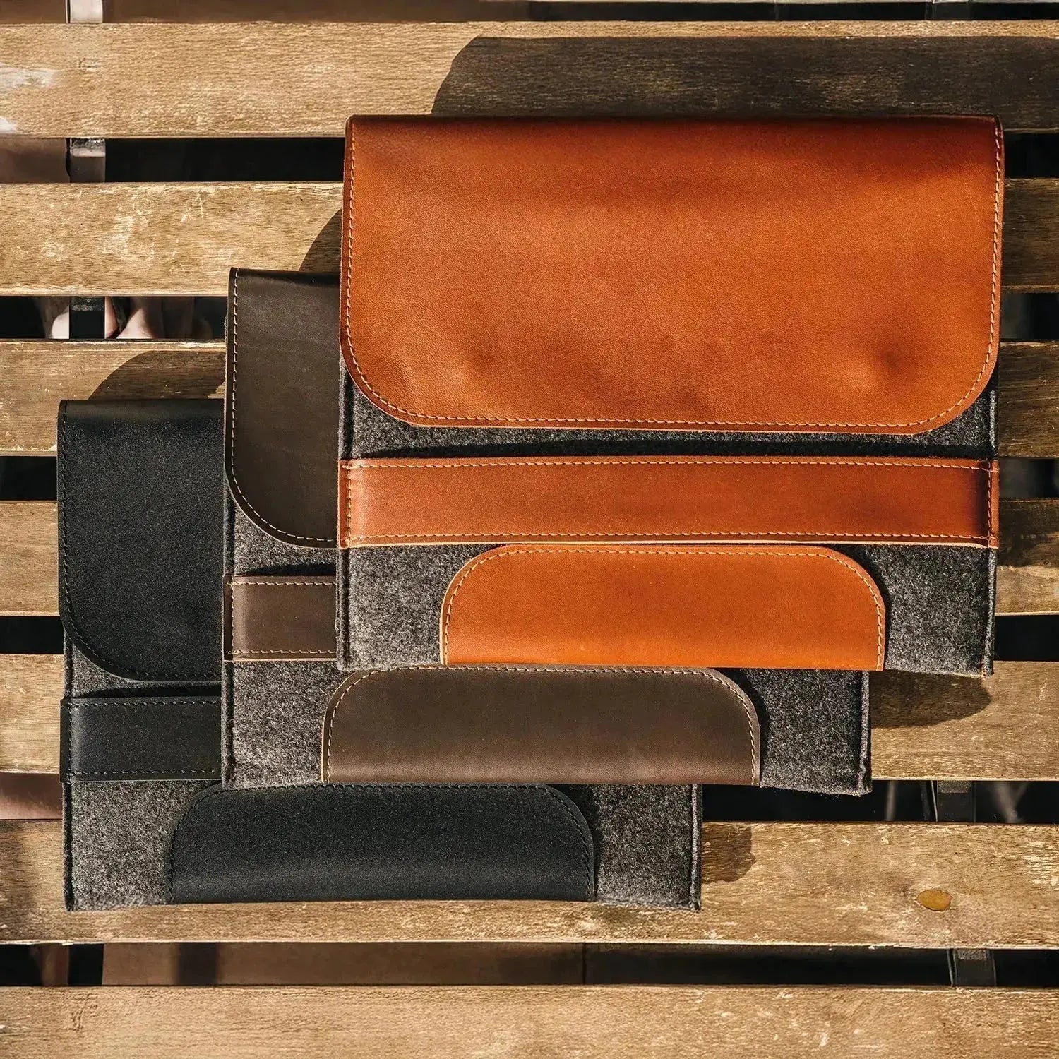 Чохол для MacBook із гладкої шкіри та повсті | Holder — Skin&Skin