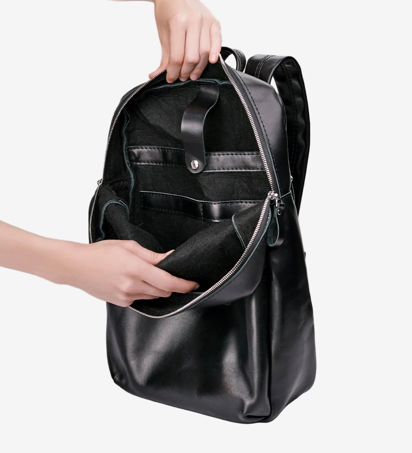 Рюкзак Nomad з класичної шкіри – підходить для ноутбуків 15.6/17''