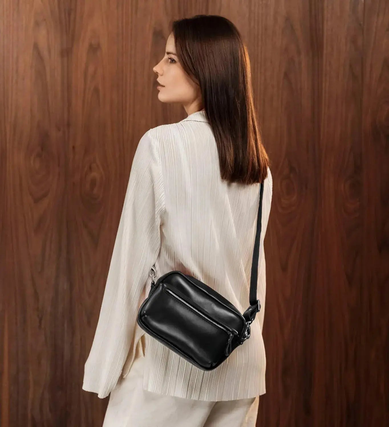 Шкіряна жіноча кросбоді-сумка WalkBag для повсякдення, фото 16 — Skin&Skin