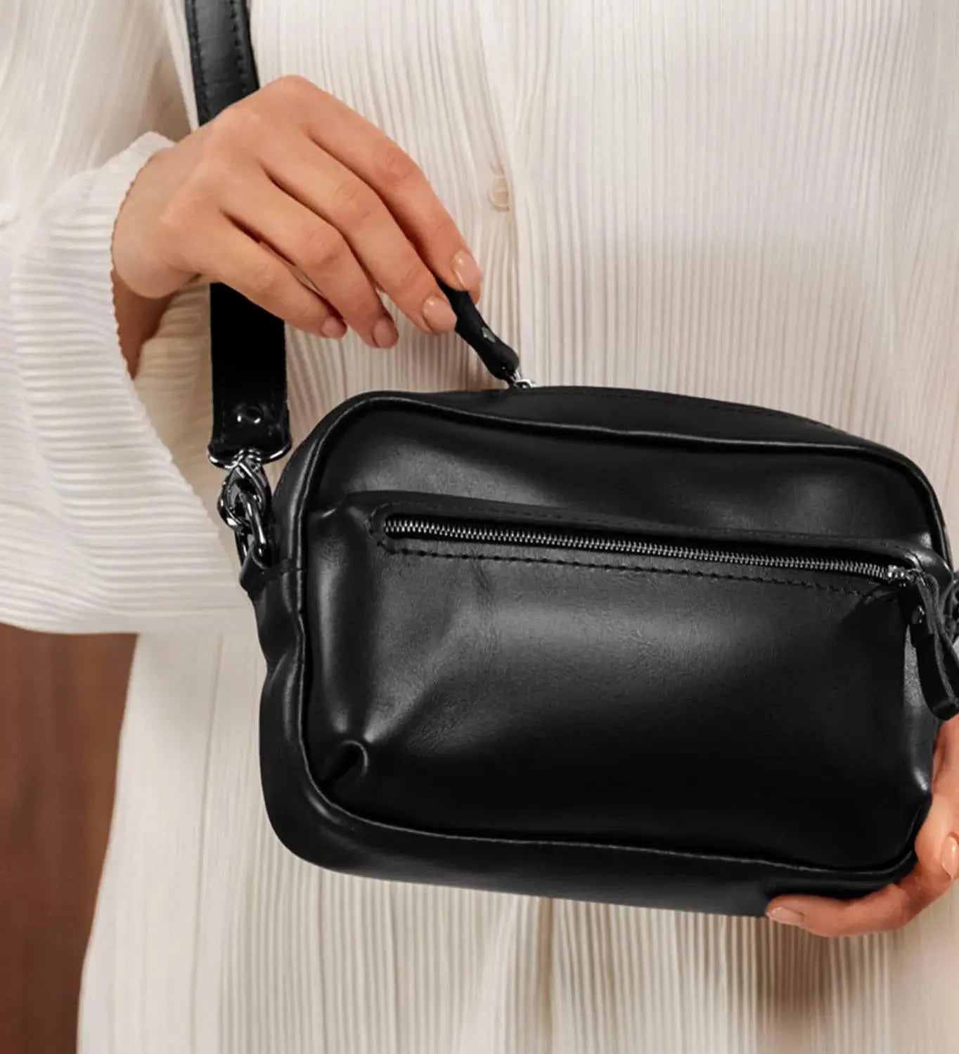 Шкіряна жіноча кросбоді-сумка WalkBag для повсякдення, фото 17 — Skin&Skin