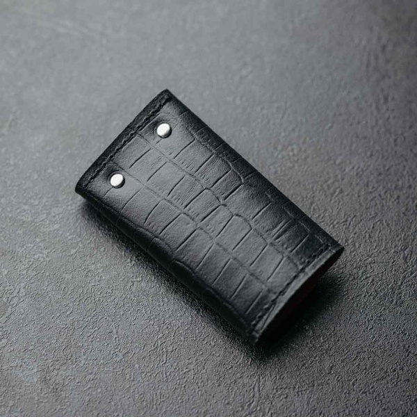 Шкіряна ключниця на 6 ключів чорна Кайман LA05BLK фото