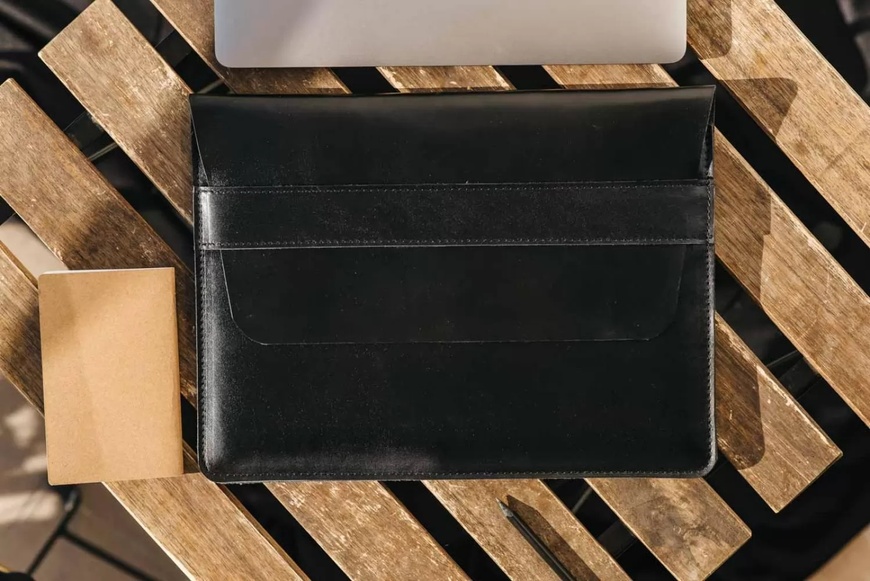 Кожаный Чехол для ноутбука Sleeve черный 13.3 LC04BL-13 фото